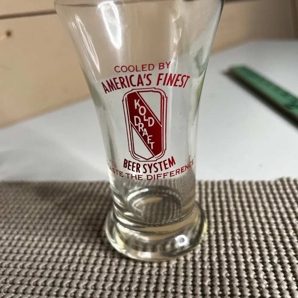 Vintage Kold Draft Beer System Tasting Glass Americas Finest Red Logo 4 inch